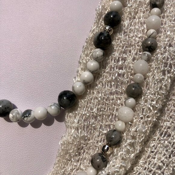 Two-strand natural stone & sterling silver beaded necklace (white/grey) - Picture 3 of 9